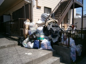 激安名古屋でゴミ回収